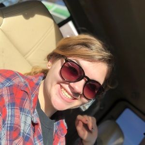 Meet your Posher, Skylar